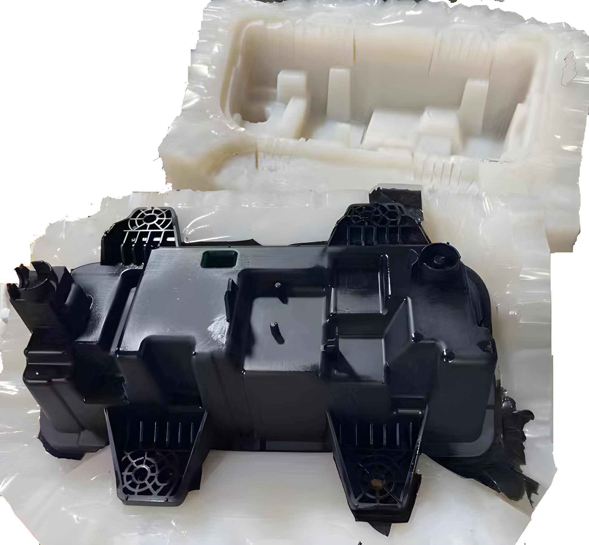 How Tolerance Control in Mold Manufacturing Affects Injection Molding Accuracy